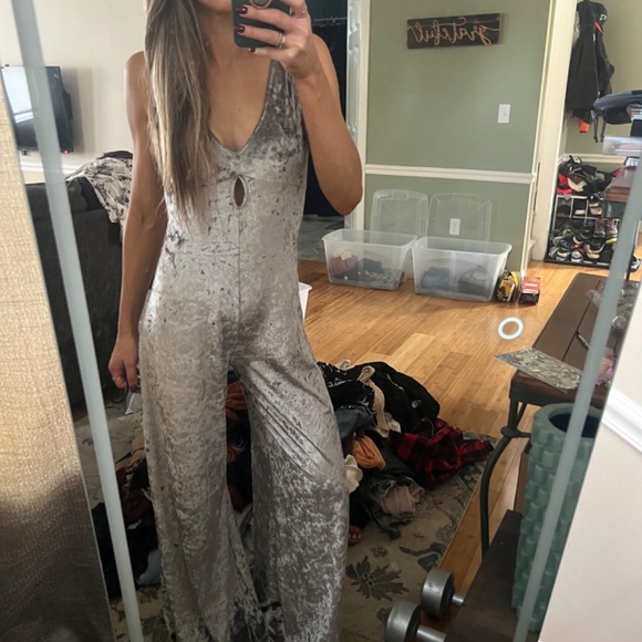 Velour romper - Picture 3 of 4